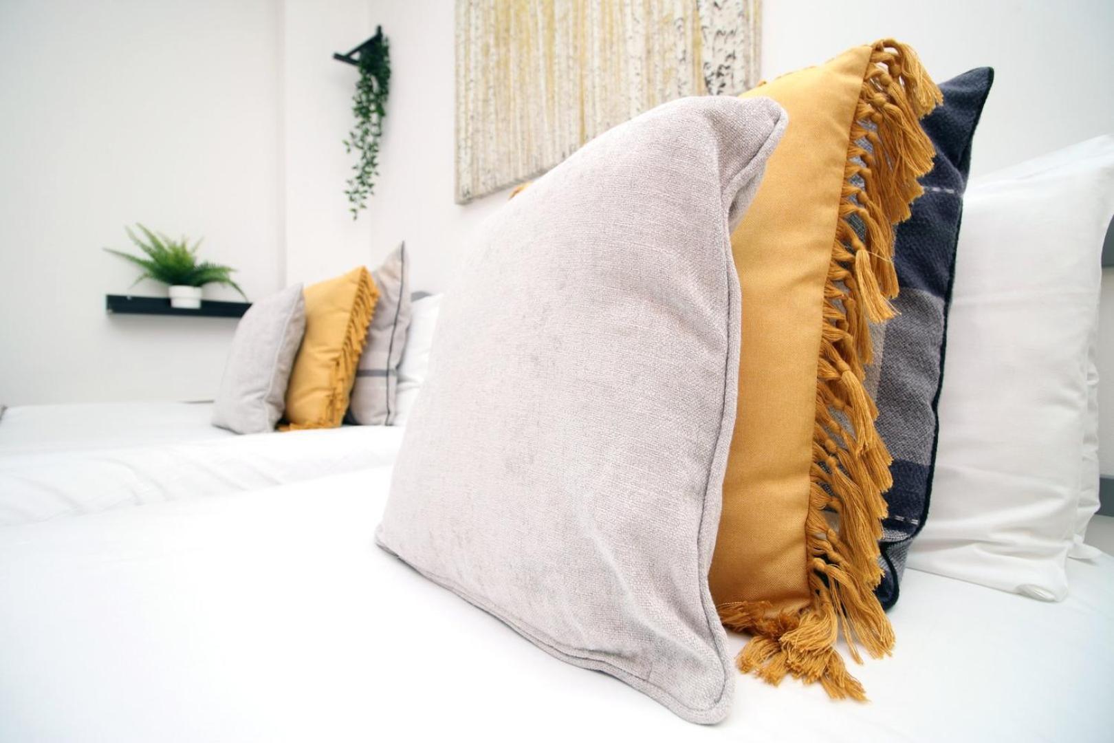 Centrally Located Spacious 2Br | Cohost Partners カーディフ エクステリア 写真