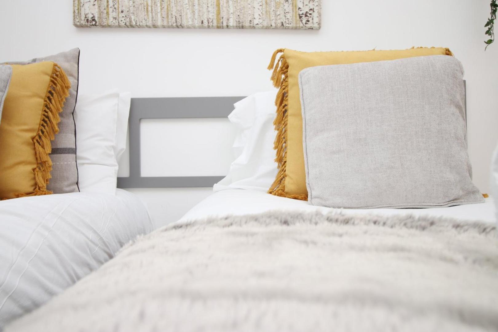 Centrally Located Spacious 2Br | Cohost Partners カーディフ エクステリア 写真